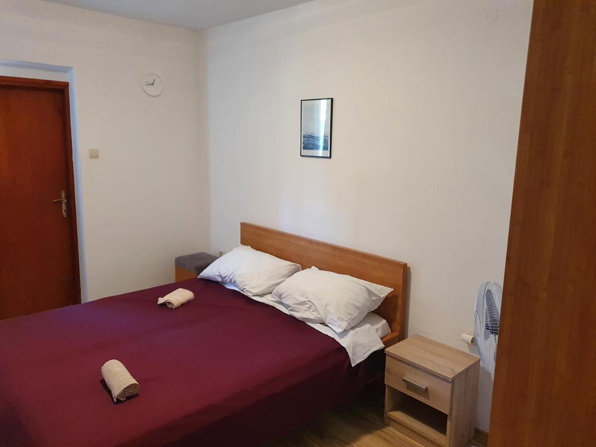 Guesthouse Dupin Vlašići Bagian luar foto