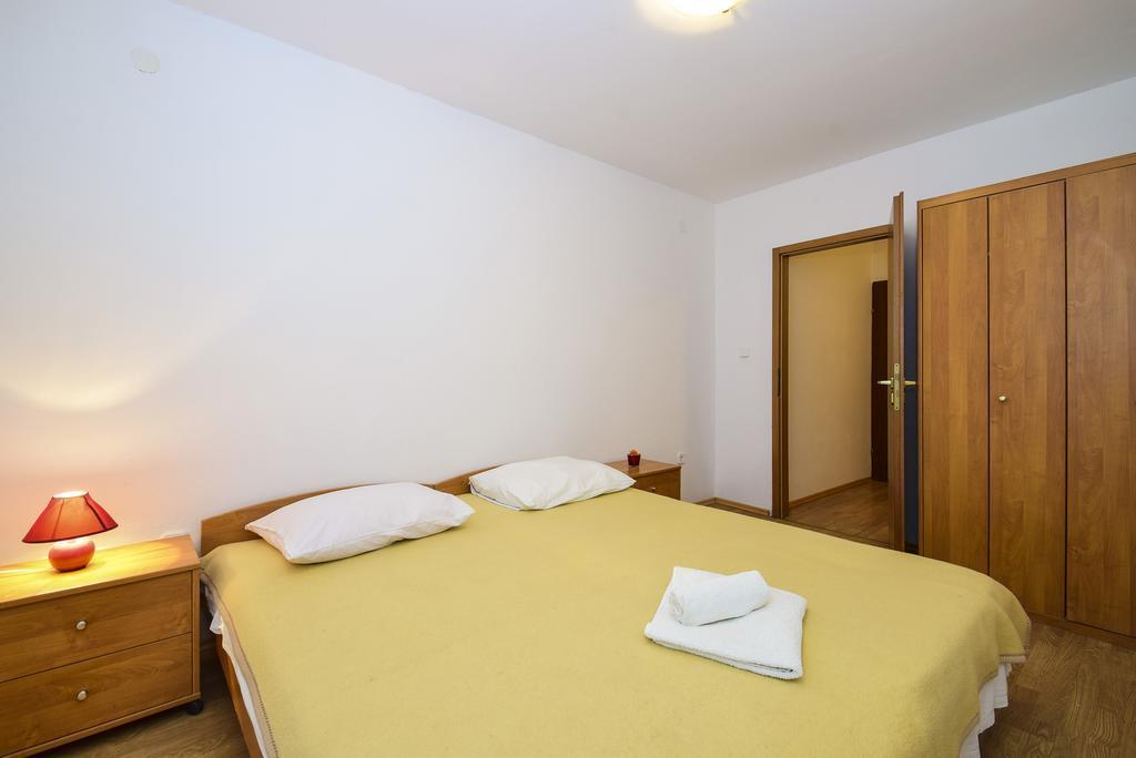 Guesthouse Dupin Vlašići Bagian luar foto